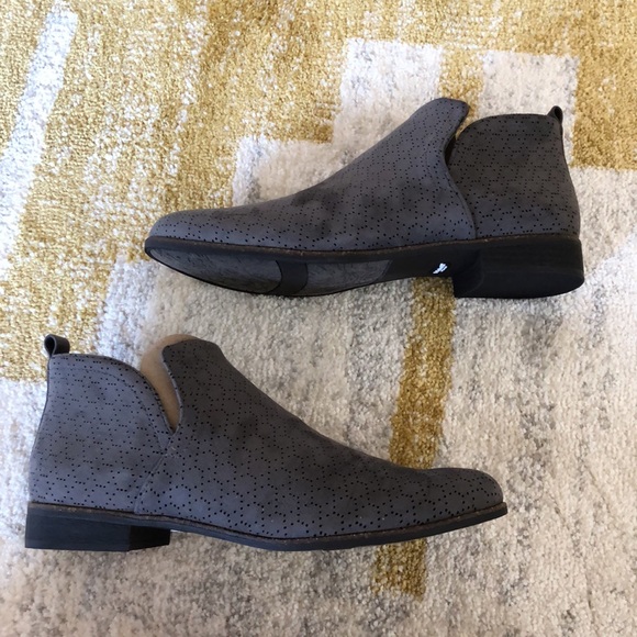 NWOB Dr. Scholl’s Rate Ankle Boot - Picture 3 of 6